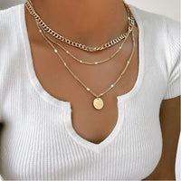 17KM Trendy Multilayered Butterfly Pearl Necklace For Women Fashion Sun Star Gold Pearl Choker Necklaces 2021 Trend Jewelry Gift