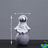 Outdoor Yard Decoration Resin Fun Astronaut Ornaments Display Mold Miniature Dragon Figurine Statue Gardening Decor For Garden