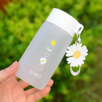 500ml Small Daisy Transparent Plastic Water Bottles BPA Free Creative Frosted Water Bottle With Portable Rope Travel Tea Cup